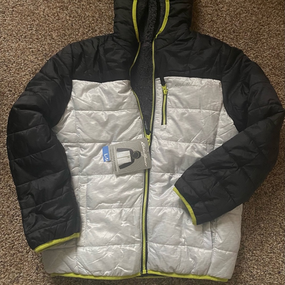 Eddie Bauer Reversible New with tags Boys 14-16 jacket.